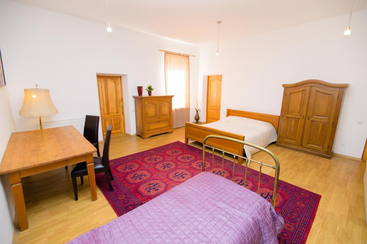 Old Town Apartments Алитус Экстерьер фото